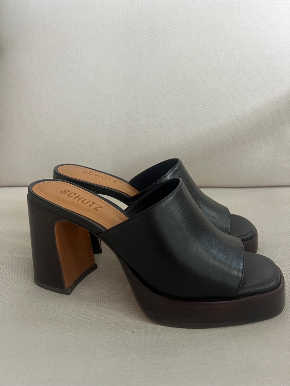 Schutz Women's Rowan Slip-On Sandals - Picture 8 of 12